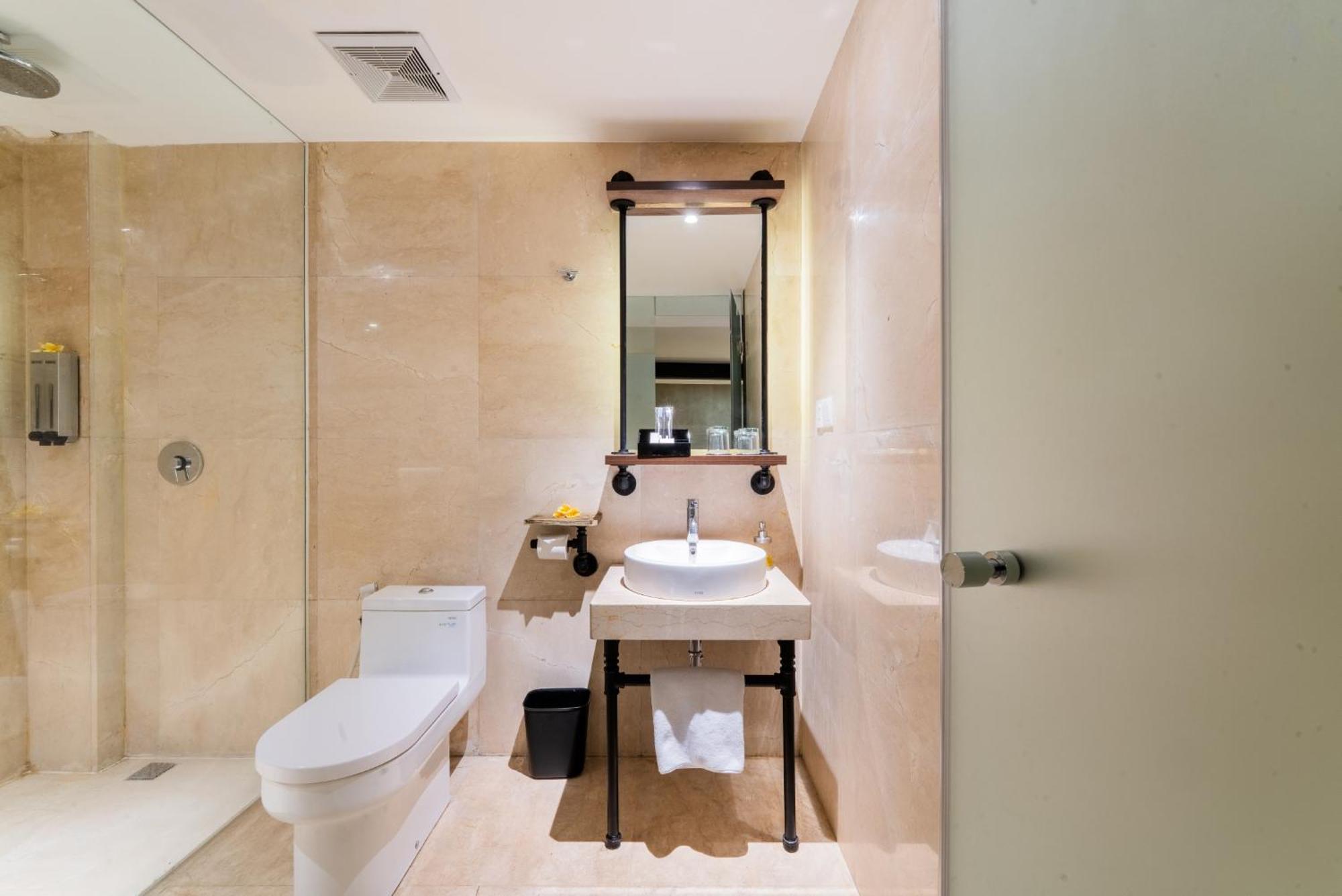 קוטה לומבוק Stark Boutique Hotel And Spa מראה חיצוני תמונה