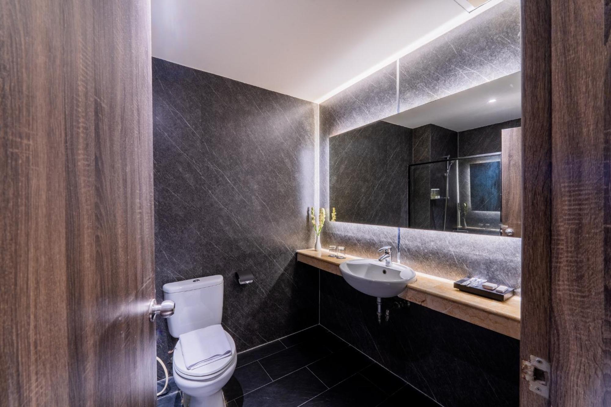 קוטה לומבוק Stark Boutique Hotel And Spa מראה חיצוני תמונה
