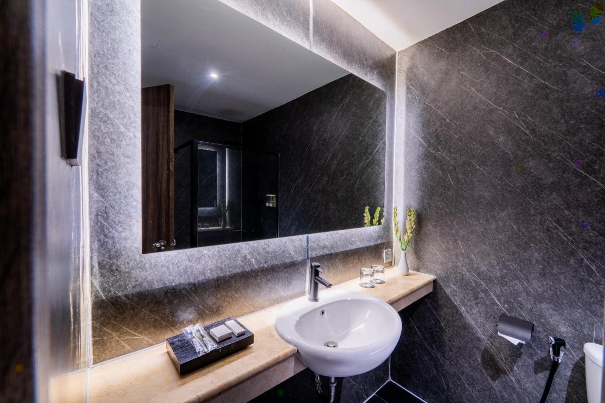 קוטה לומבוק Stark Boutique Hotel And Spa מראה חיצוני תמונה